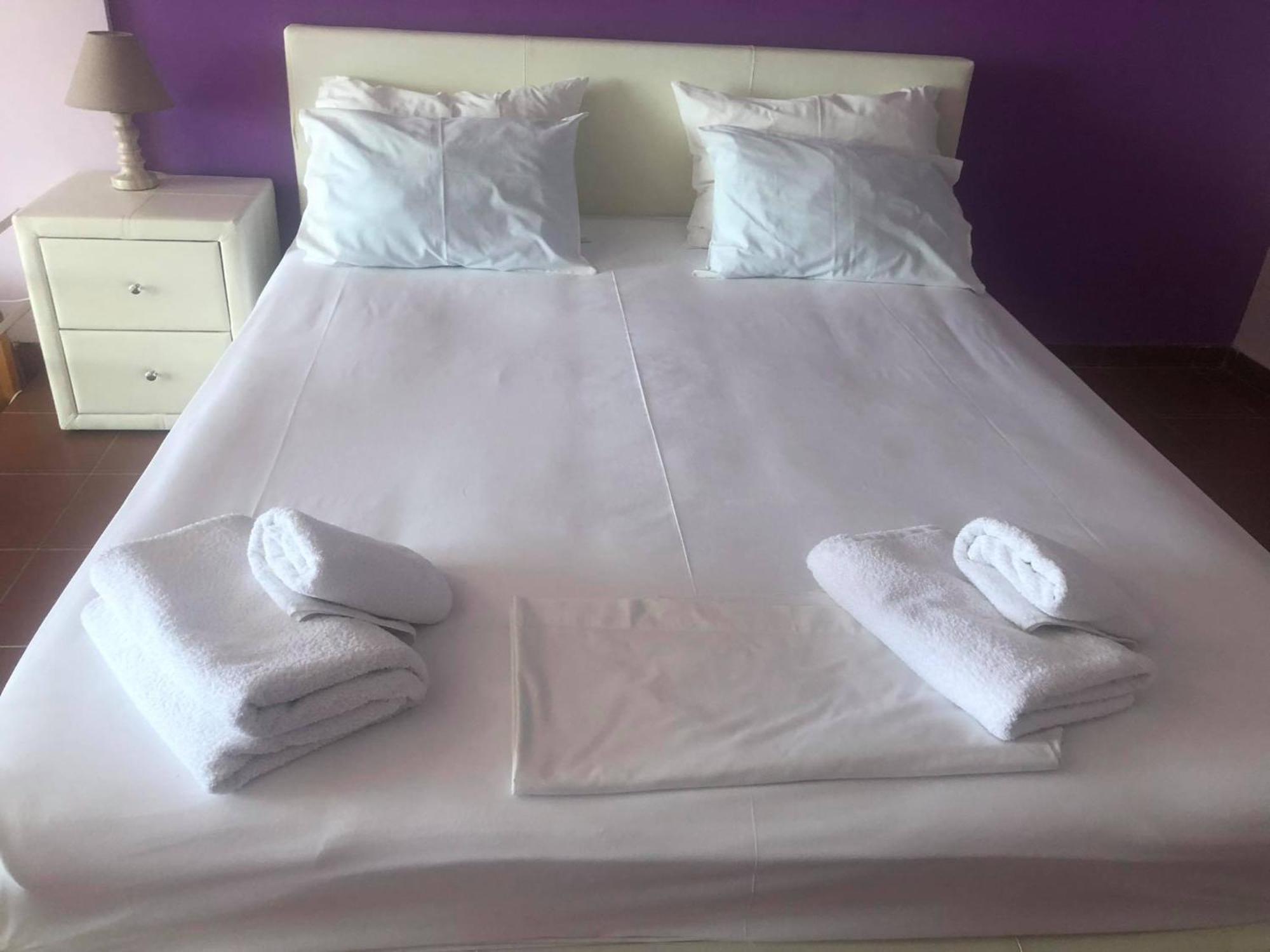 Maravellia Hotell Loutra Aidhipsou Exteriör bild