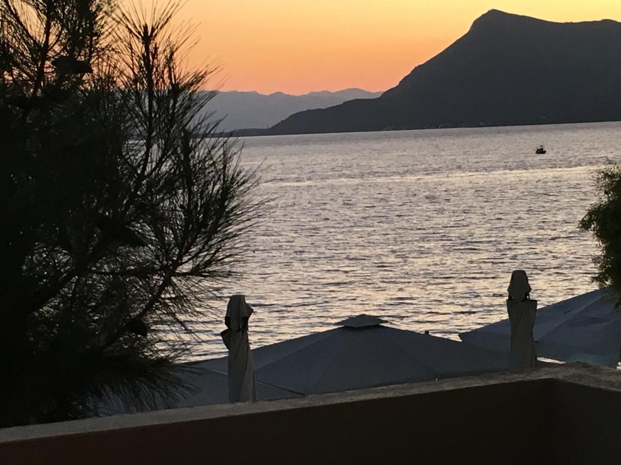 Maravellia Hotell Loutra Aidhipsou Exteriör bild